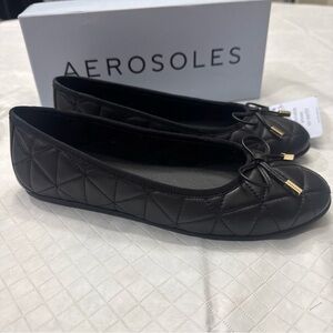 AEROSOLES Black Quilted Flats with Bow, size 7w